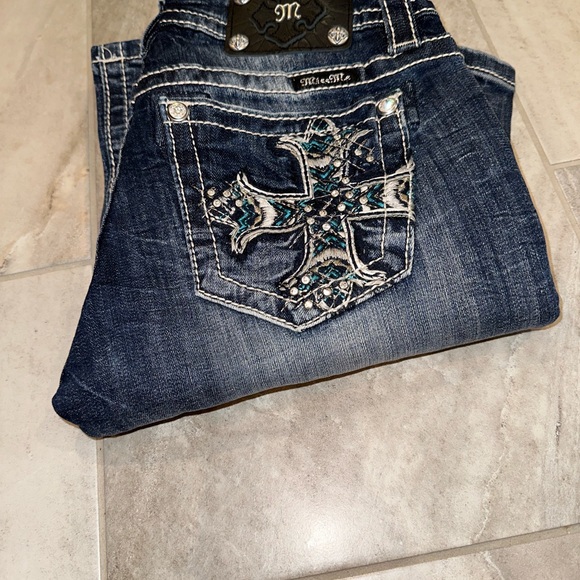 BUNDLE Miss Me Jeans Size 27 - Picture 3 of 7